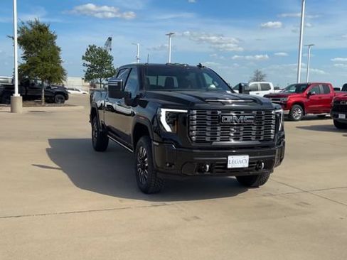 New 2026 GMC Sierra 2500 Denali Ultimate AWD/4WD image 4