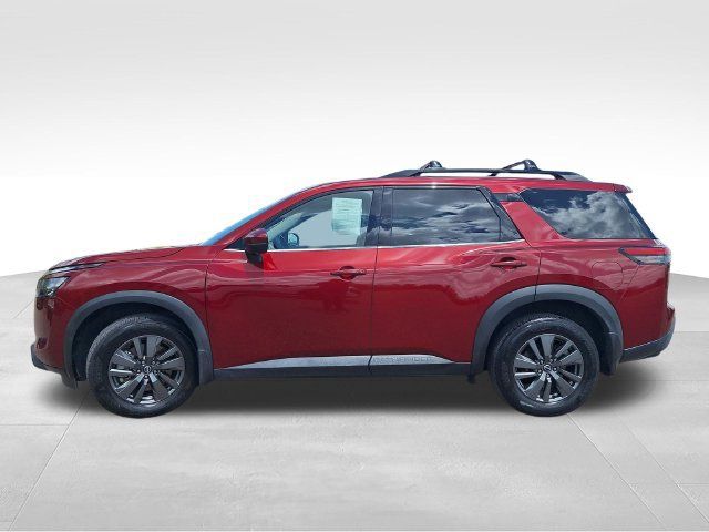 Certified 2024 Nissan Pathfinder SV FWD image 5