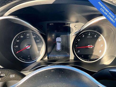 Used 2020 Mercedes-Benz GLC 300 4MATIC image 29