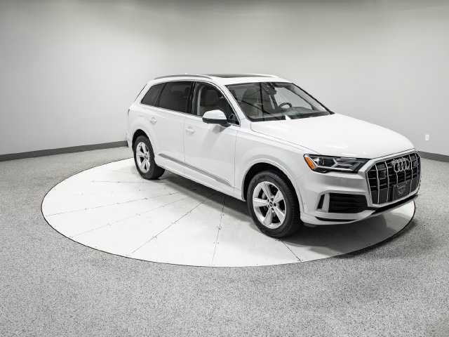 Used 2023 Audi Q7 2.0T Premium w/ Convenience Package AWD/4WD image 29