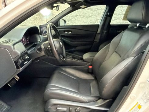 Used 2025 Honda Accord Sport image 25