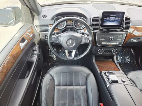 Used 2019 Mercedes-Benz GLS 450 4MATIC image 11