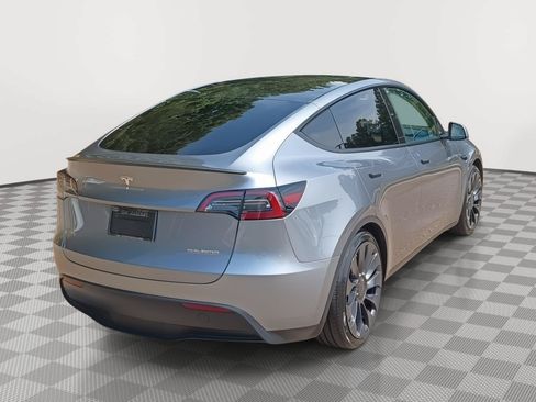 Used 2025 Tesla Model Y Performance AWD/4WD image 13
