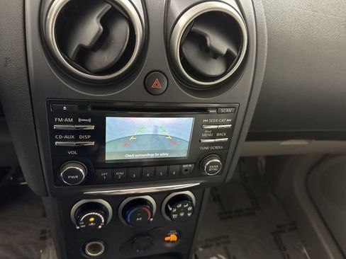 Used 2014 Nissan Rogue S w/ Convenience Package image 8