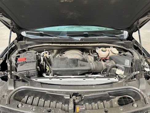 Used 2021 Chevrolet Tahoe RST image 32