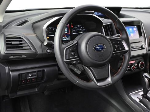 Used 2021 Subaru Crosstrek 2.0i Premium w/ Moonroof Package image 11