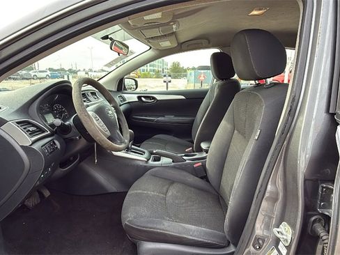 Used 2017 Nissan Sentra S image 12