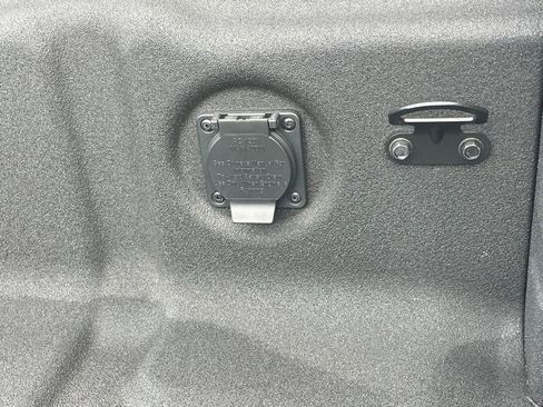 Used 2026 Nissan Frontier S w/ S Utility Package AWD/4WD image 18