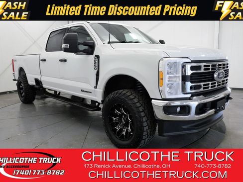 Used 2023 Ford F250 XLT AWD/4WD image 1