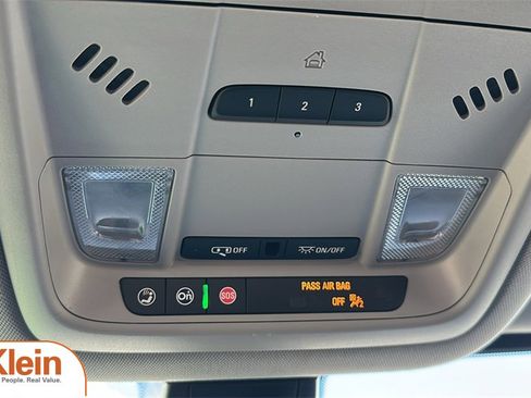 Used 2023 GMC Acadia SLT w/ Trailering Package image 27