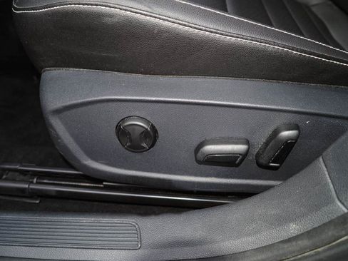 Used 2022 Volkswagen Jetta SE FWD image 25