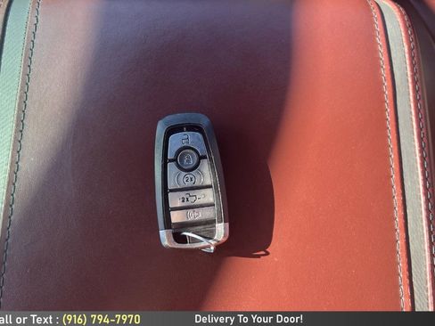Used 2019 Ford F150 Platinum w/ Equipment Group 701A Luxury AWD/4WD image 16