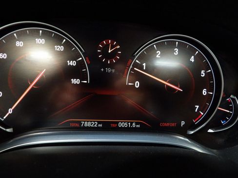 Used 2016 BMW 750i xDrive image 30