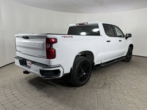Used 2024 Chevrolet Silverado 1500 Custom image 9