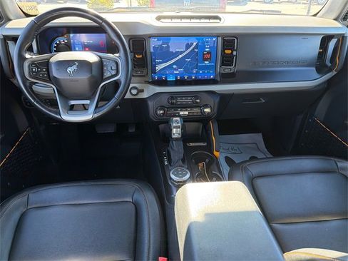 Used 2023 Ford Bronco Badlands w/ Sasquatch Package image 23
