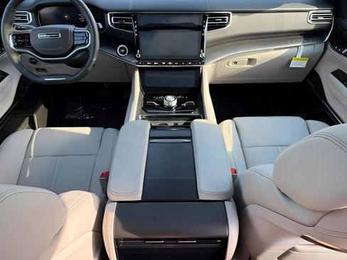 New 2026 Jeep Grand Wagoneer Summit AWD/4WD image 14
