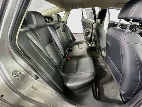 Used 2018 Honda Clarity Touring image 11