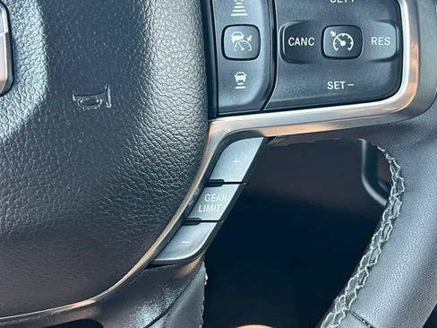 Used 2025 RAM 3500 Laramie AWD/4WD image 29