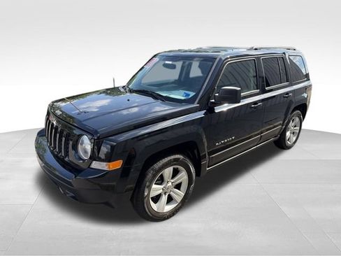 Used 2017 Jeep Patriot Sport w/ Power Value Group FWD image 26