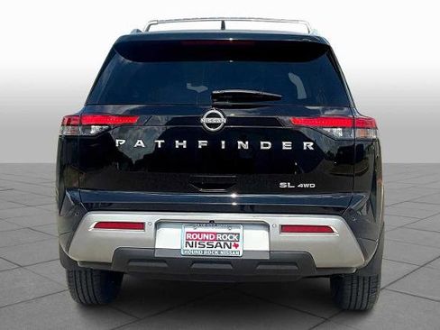 Certified 2023 Nissan Pathfinder SL image 4