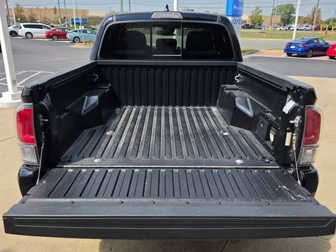 Used 2023 Toyota Tacoma TRD Sport AWD/4WD image 12