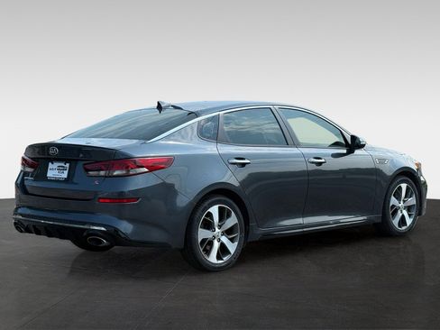 Used 2020 Kia Optima S FWD image 5