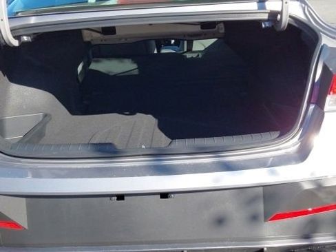 New 2025 Hyundai Elantra SEL w/ Cargo Package image 18