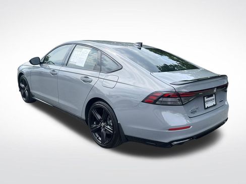 Used 2025 Honda Accord Sport image 3