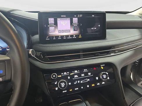 Used 2025 INFINITI QX60 Sensory AWD/4WD image 30