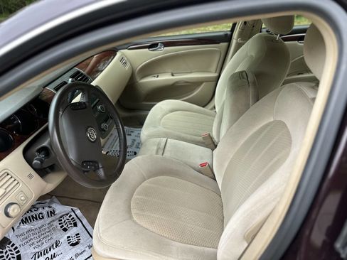 Used 2008 Buick Lucerne CX image 11