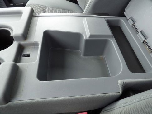 Used 2015 Ford F550 2WD Regular Cab Super Duty w/ Power Equipment Group image 27