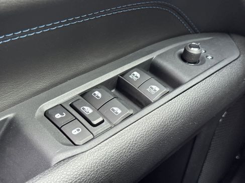 New 2026 Jeep Compass Limited image 23