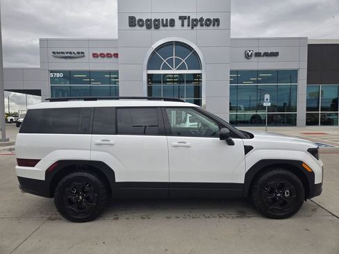 Used 2025 Hyundai Santa Fe XRT image 2