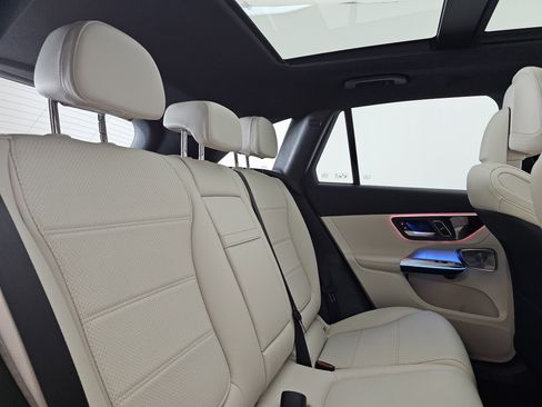 Certified 2025 Mercedes-Benz GLC 300 GLC 300 image 29