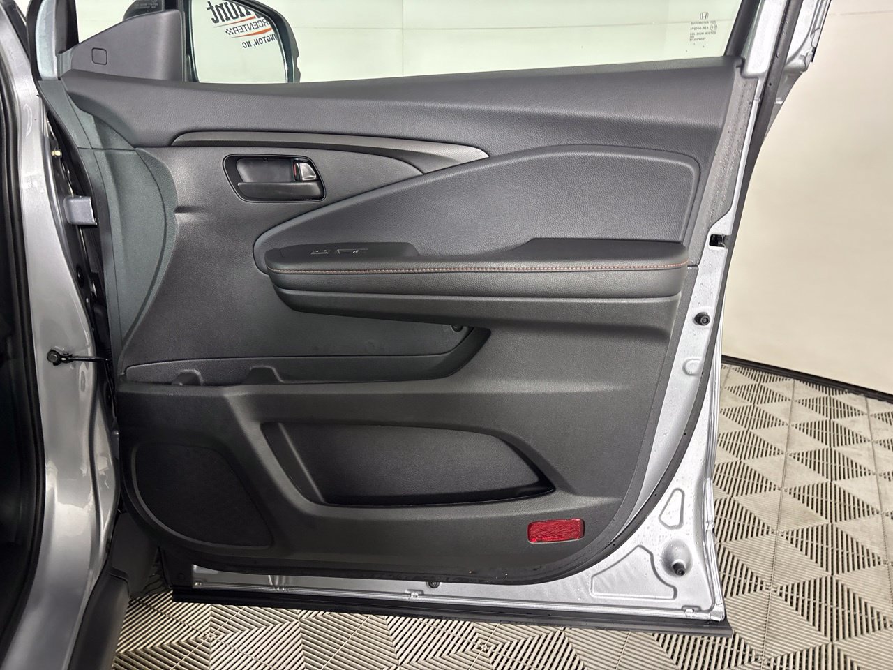 Used 2024 Honda Ridgeline TrailSport image 30