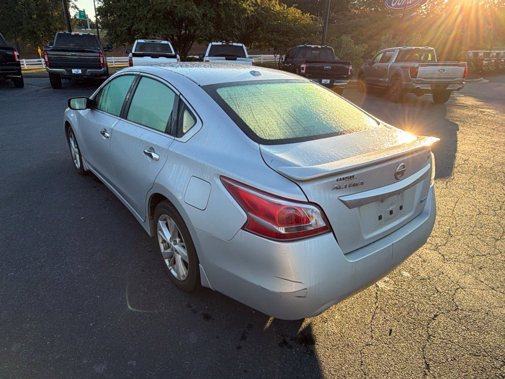 Used 2013 Nissan Altima 2.5 SV FWD image 18