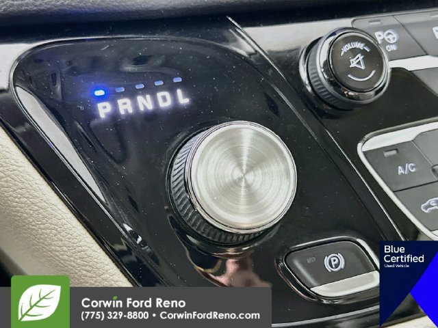 Used 2017 Chrysler Pacifica Limited FWD image 21