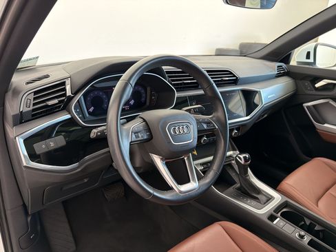 Used 2023 Audi Q3 2.0T Premium AWD/4WD image 4