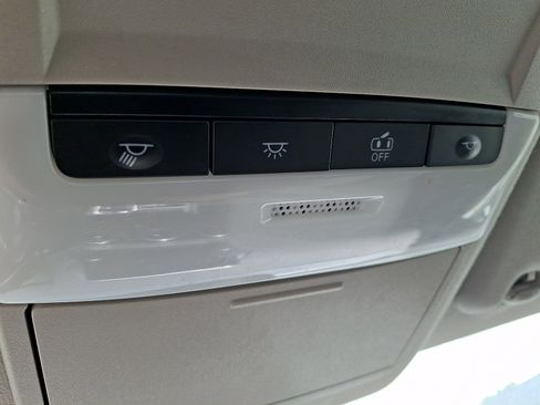 Used 2024 Nissan Sentra SV FWD image 24
