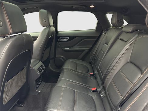 Used 2018 Jaguar F-PACE Prestige AWD/4WD image 39