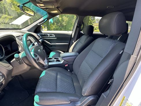 Used 2013 Ford Explorer XLT FWD image 11