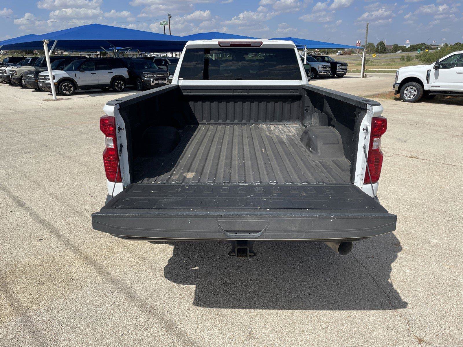 Used 2024 Chevrolet Silverado 2500 Custom w/ Custom Value Package AWD/4WD image 32
