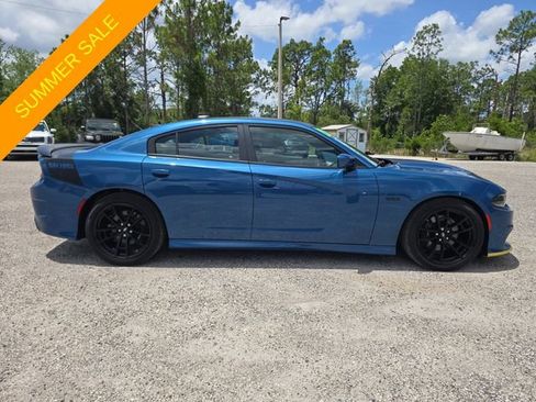 Certified 2022 Dodge Charger Scat Pack w/ Daytona Edition Group RWD image 3
