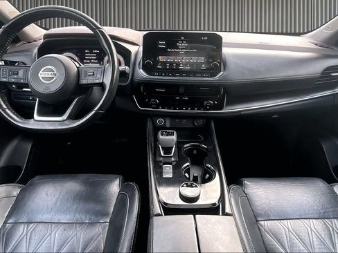 Used 2021 Nissan Rogue Platinum AWD/4WD image 16