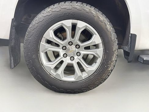Used 2023 Chevrolet Silverado 1500 LTZ w/ LTZ Convenience Package II AWD/4WD image 35