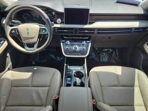 Used 2020 Lincoln Corsair Reserve w/ Elements Package FWD image 12