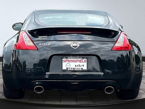 Used 2012 Nissan 370Z Coupe RWD image 5