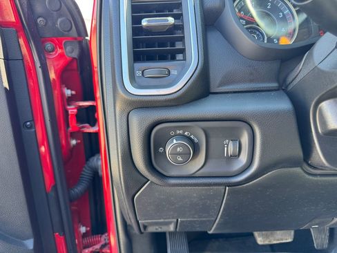 Used 2024 RAM 2500 Big Horn image 20