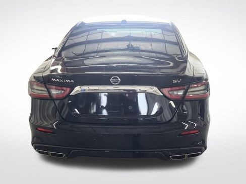 Used 2022 Nissan Maxima SV w/ Floor Mat Group FWD image 9