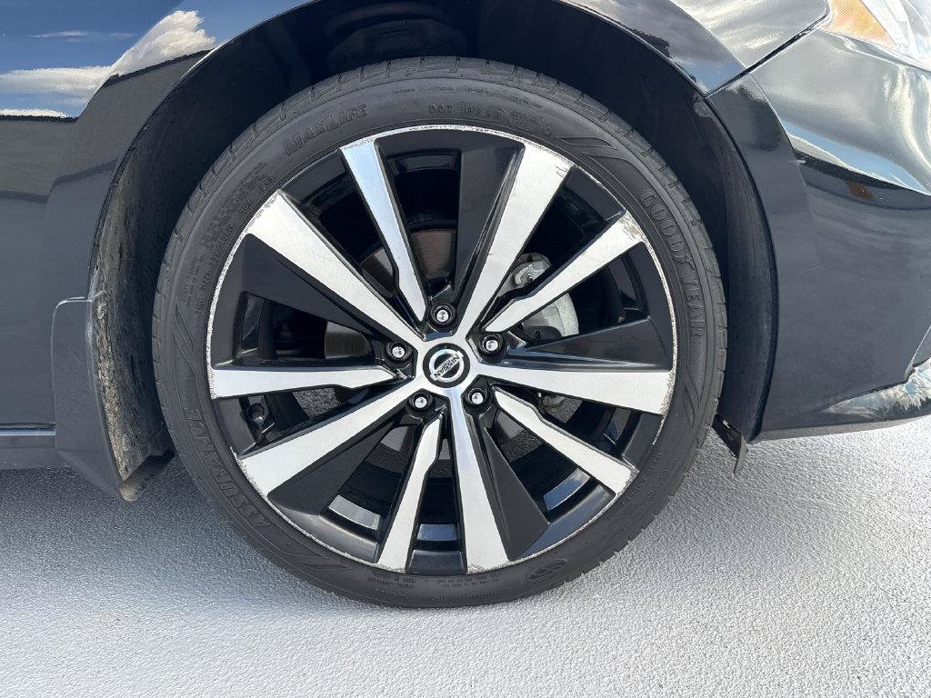 Used 2021 Nissan Altima 2.5 SR AWD/4WD image 12